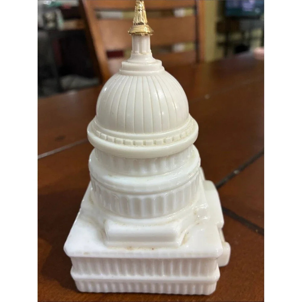 Avon “The Capitol”